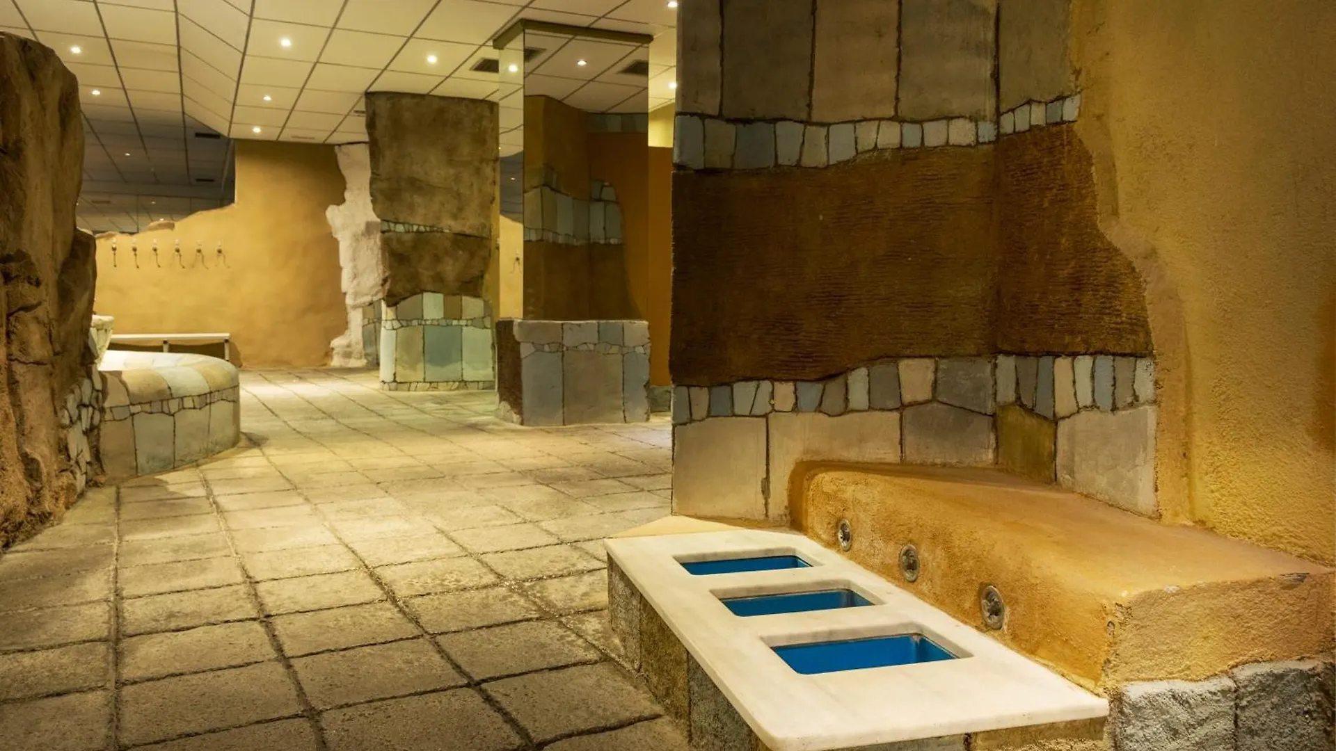 Hotel Ilunion Les Corts Spa Barcelona